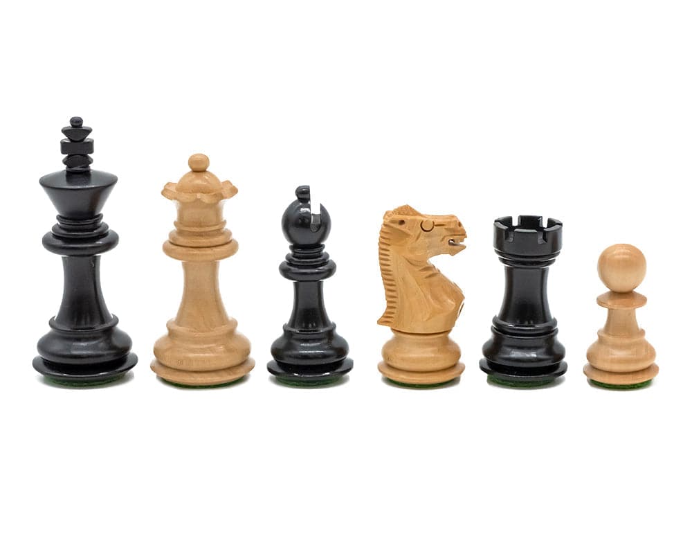 Traditional Kingsclere EO Staunton chess pieces in boxwood, featuring expertly turned and weighted pieces with a 3-inch king.