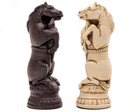 Berkeley Chess Reynard the Fox Russet schaakstukken