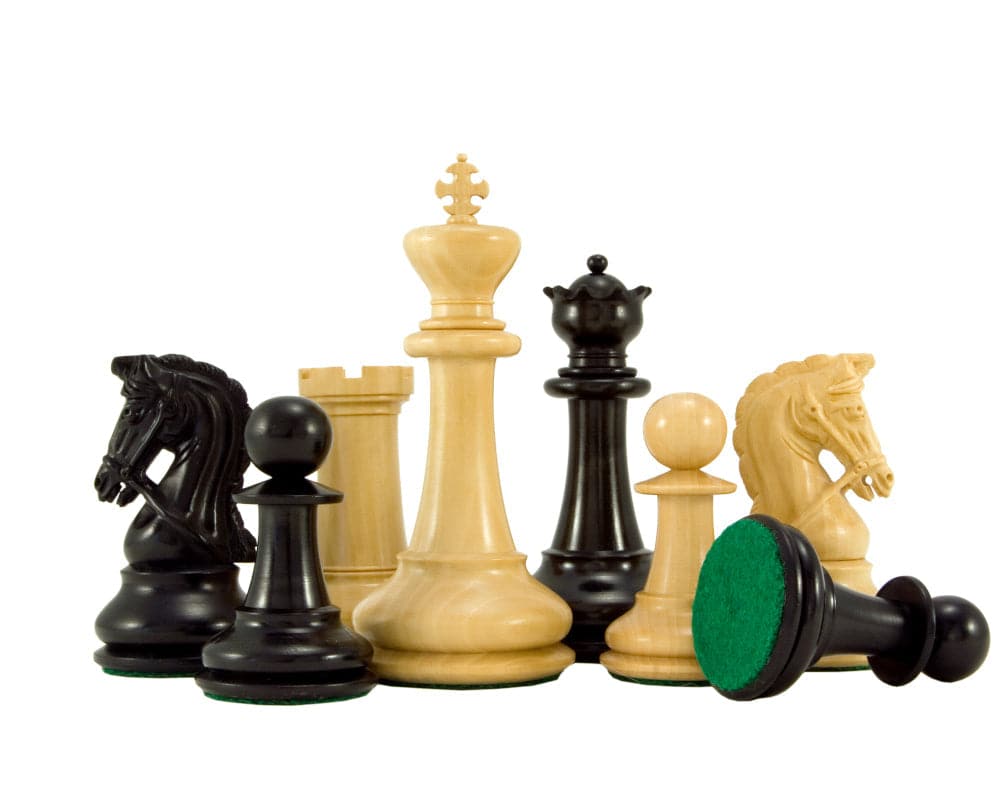 Monarch Series Chess Pieces in Ebony and Boxwood, featuring 4.5-inch king with two queens, bridled knights, and billiard cloth bases.