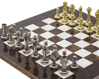 De Finnesburg en Dark Walnut luxe schaakset