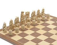 De Berkeley Chess middeleeuwse roestbruine en walnoot schaakset